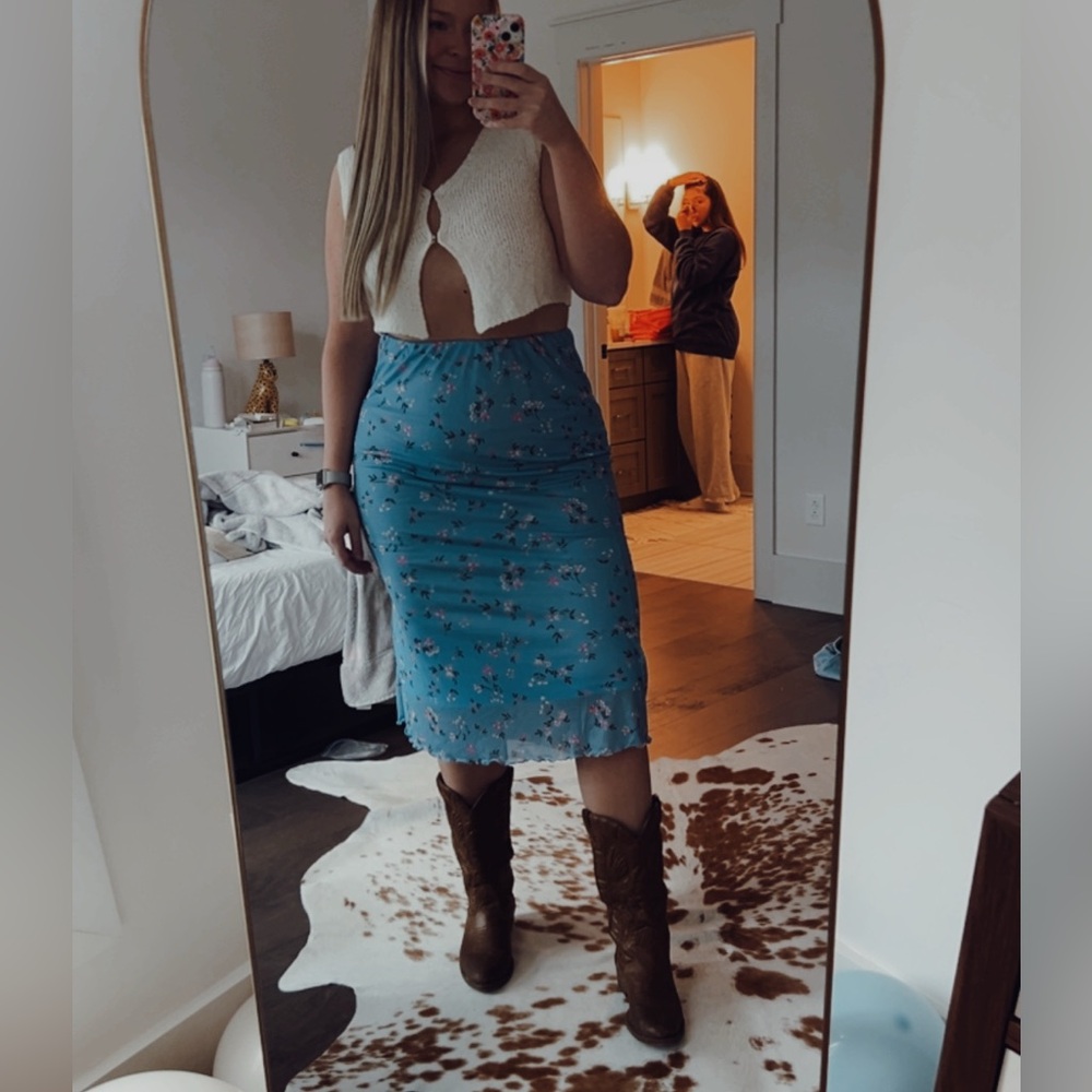 Ditsy Floral Print Lettuce Trim Midi Skirt